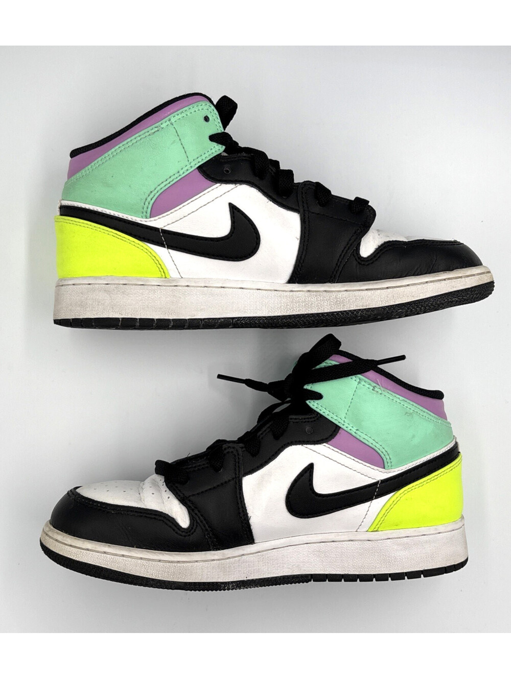 Nike Air Jordan 1 Mid GS Youth 6.5Y Women's 8 Volt Purple 554725-175